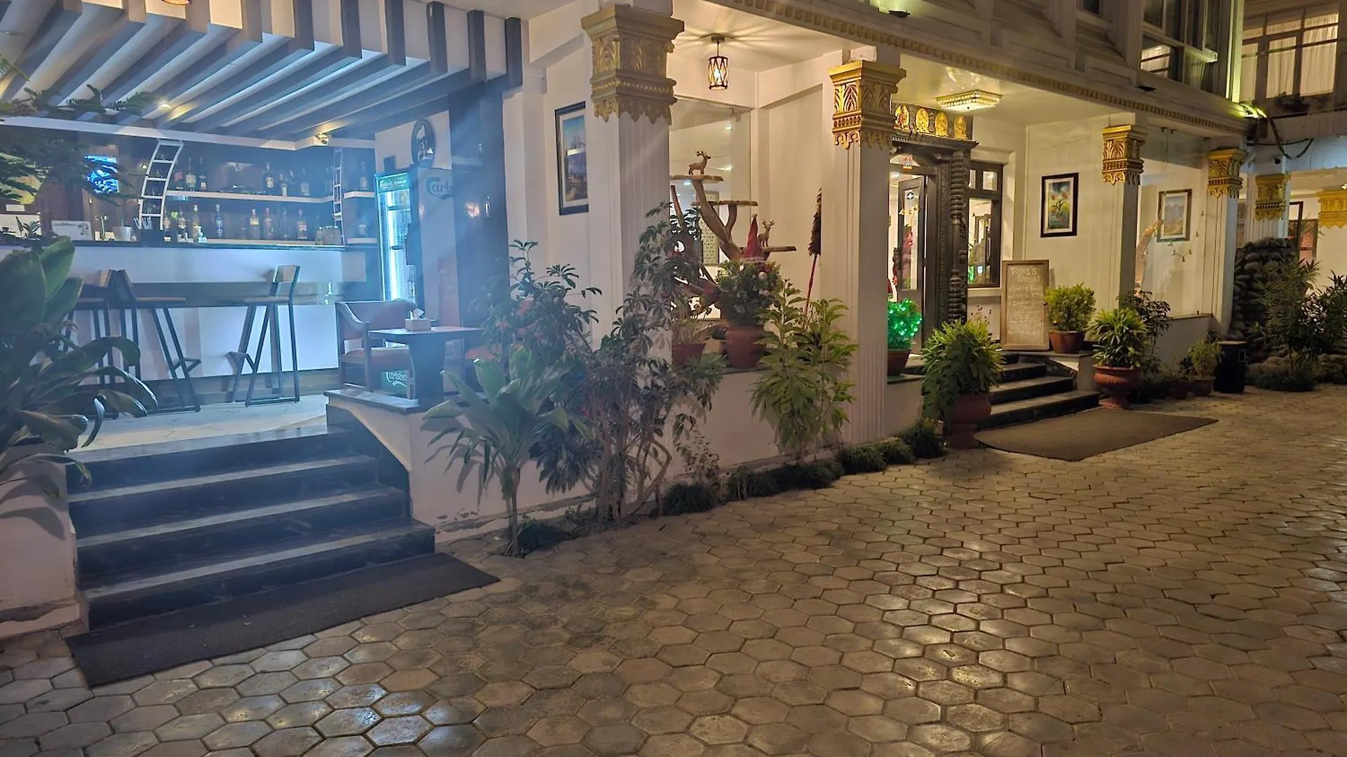 Durbar Hotel & Residence Kathmandu 3*,  Nepal