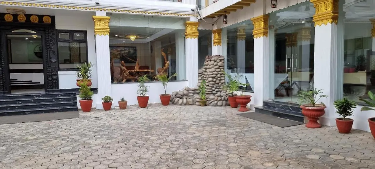 Durbar Hotel & Residence Kathmandu 3*,